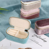 Mini Portable Velvet Earring Storage Box (1pc)