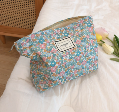 Floral Women's Makeup Storage Bag for Travel