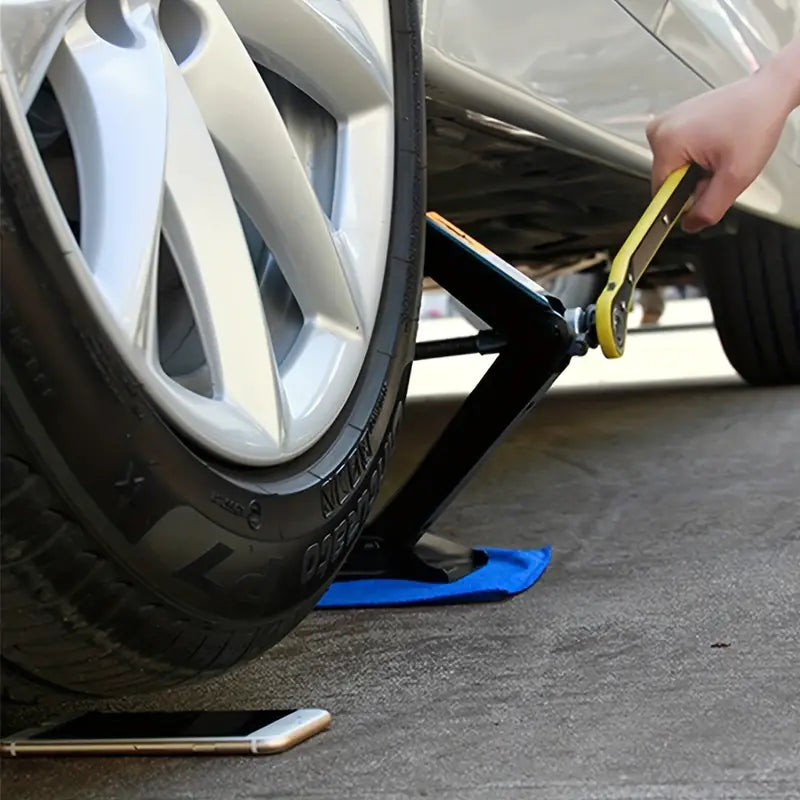 Labor-saving Car Jack and Ratchet Wrench Tool Set
