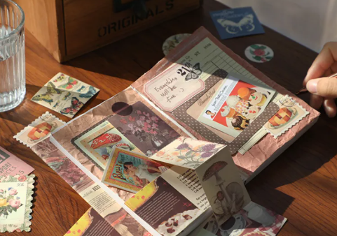 Retro Stationery Gift Box Set