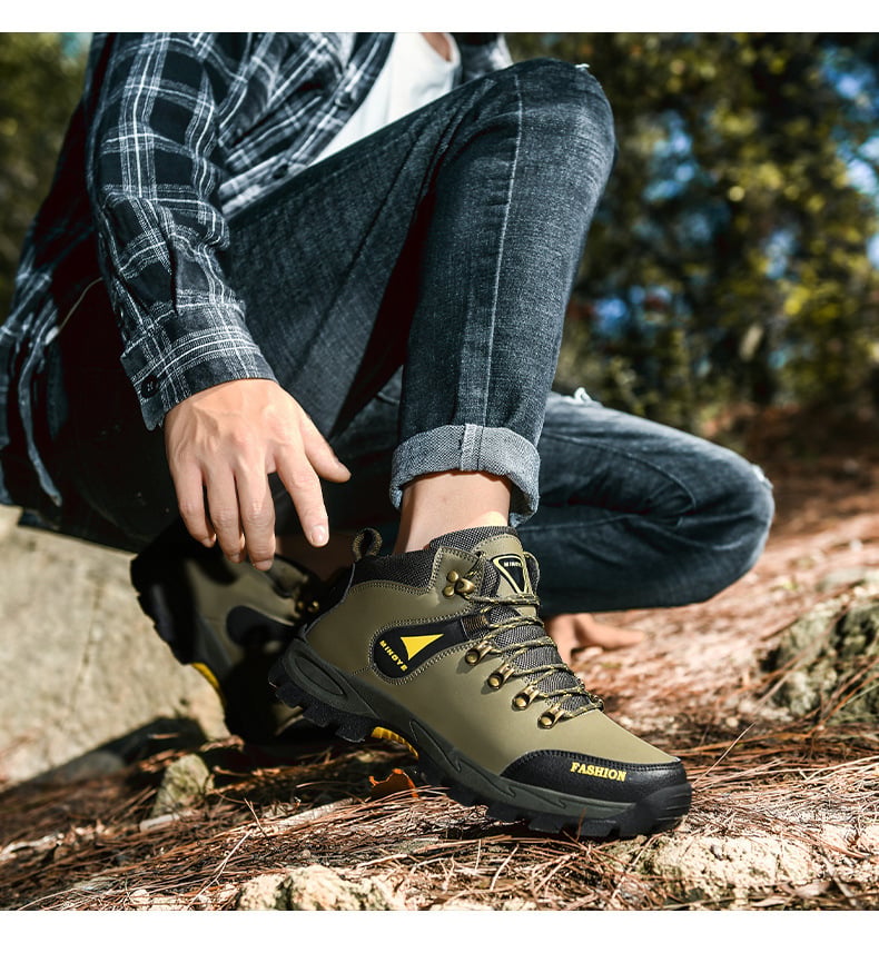 Large Outdoor Hiking Shoes with Velvet Comfort