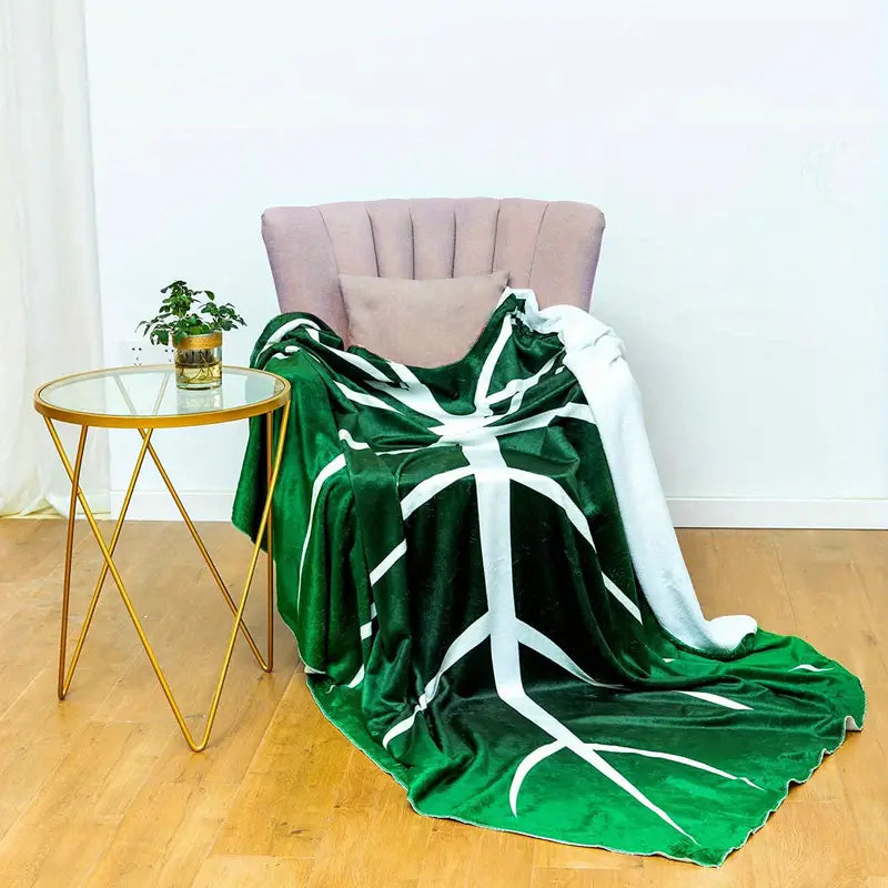 Leaf-Shaped Flannel Blanket for Home and Travel