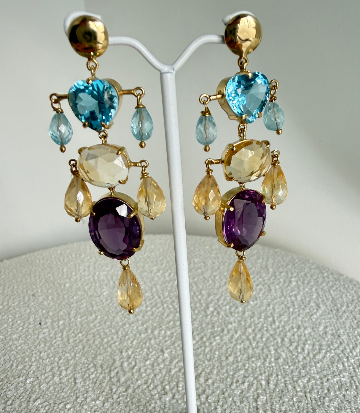 KV Yellow Gold Chandelier Earrings 18Kt - Blue Topaz, Citrine & Amethyst